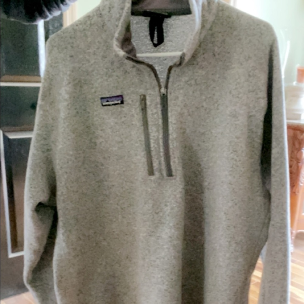 NWOT Gray Patagonia Half Zip Pullover